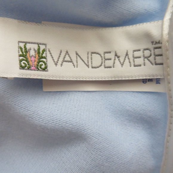 Vintage 70s Vandemere Full Length Nightgown M Quilted Lace Long Sleeve Modest - Picture 9 of 12